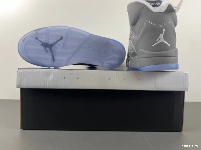 Rep TB Grey Jordan Air Retro Wolf 136027-005 5 0720
